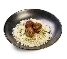 Митболы с грибным соусом и рисом