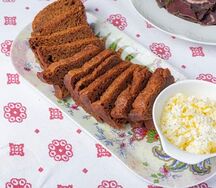 Фирменный хлеб с вологодским маслом и четверговой солью