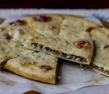 Хачапури с мясом (свинина и говядина)
