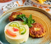 Куриные котлетки с пюре