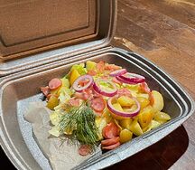 Теплый салат с бюргерскими колбасками