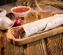 Сардельки на мангале с Лавашом