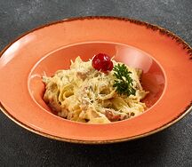 Феттуччине с курицей и грибами