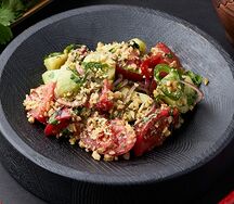 Овощной салат по-грузински с грецким орехом