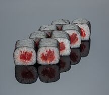 Маки Тунец