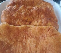 Пирожок сыр с ветчиной