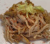 Вок сливочный с курицей