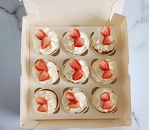 Капкейки с клубникой 