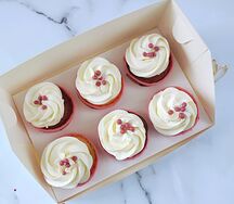 Набор 12 капкейков