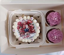 Бенто-торт и 2 капкейка Самой лучшей бабуле