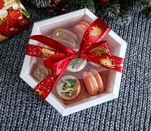 Ассорти новогодних макарон 