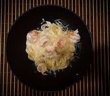 Паста с креветками в сливочном соусе