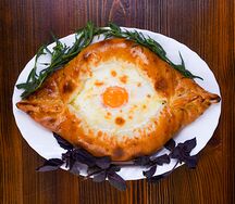 Хачапури по-аджарски