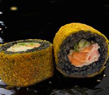 Горячий лосось