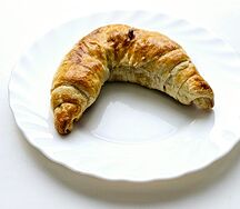 Рогалик с варёной сгущёнкой