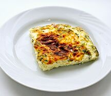 Омлет с сыром и зеленью