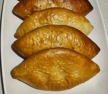 Пирожок с капустой 
