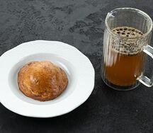 Куриный бульон с пирогом из бычьих хвостов