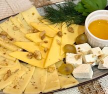 Сырная тарелка 