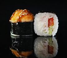 Ролл запечённый цезарь с курицей