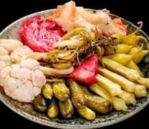 Ассорти из кавказских солений