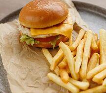 Бургер с цыплёнком