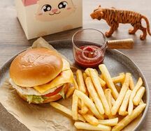 Детский бокс с игрушкой