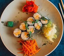 Мини-ролл с копченой курицей