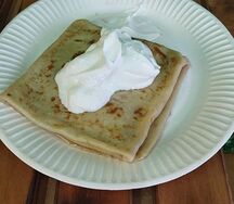 Блины со сметаной