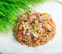 Рис Тяхан с морепродуктами