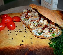 Шаурма с курицей в пите средняя