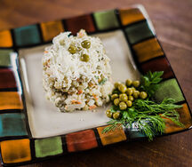 Салат Оливье с курицей