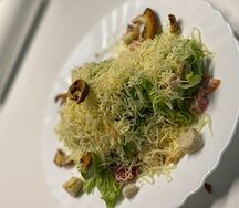 Салат цезарь