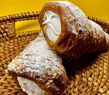 Слоёная трубочка с белковым кремом