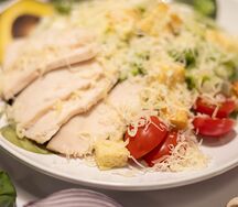 Цезарь с цыпленком
