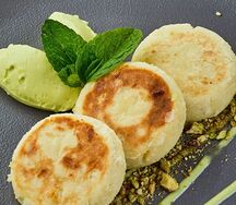 Сырники фисташковые