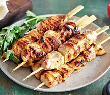 Шашлык из курицы на кости