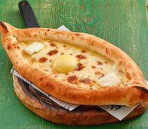 Хачапури по-аджарски