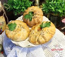 Самса турецкая с помидорами и сыром