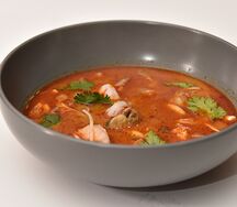 Том ям с курицей 