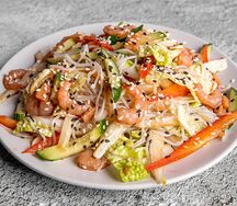 Салат с лососем и креветками