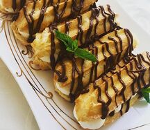 Эклеры со сливками
