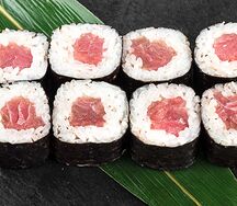 Маки с тунцом