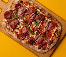 Римская пицца Баварская мясная большая