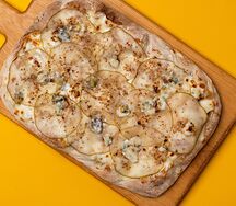 Римская пицца Груша и горгонзола большая