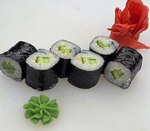 Мини ролл с огурцом 6шт