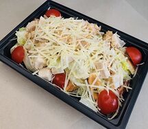 Салат Цезарь с курицей