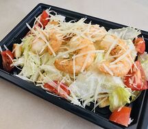 Салат Цезарь с креветками