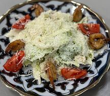 Цезарь с креветками 