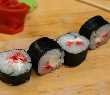 Маки Тобико